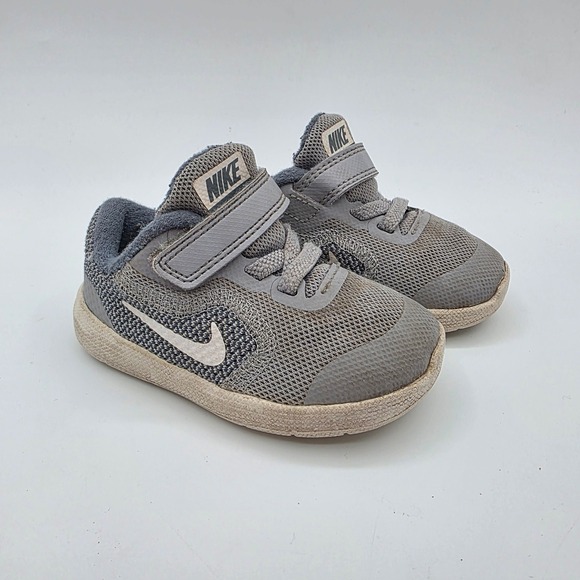 Nike Other - Nike Revolution 3 Toddler Grey Sneakers 819415-008 Size 5C